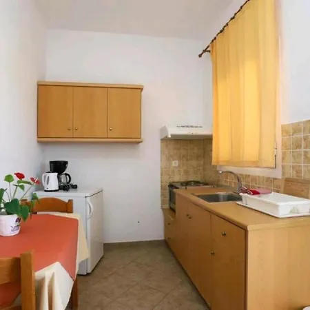 Apartment Aleka 4 *