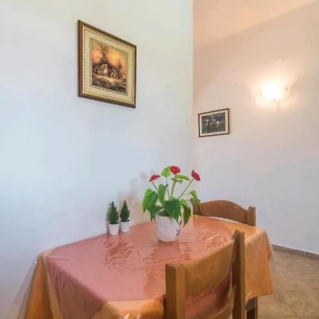 Apartment Aleka 4